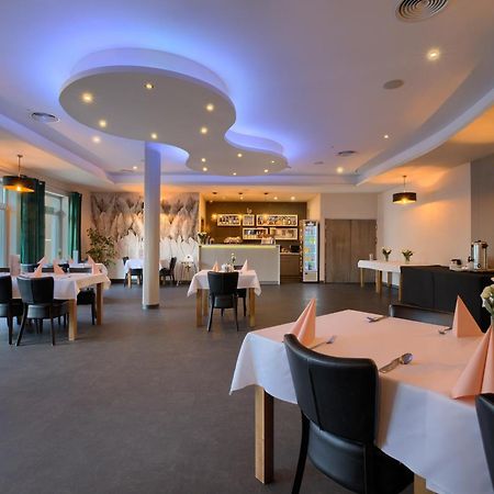 Nova Stodola Hotel Klomnice ภายนอก รูปภาพ