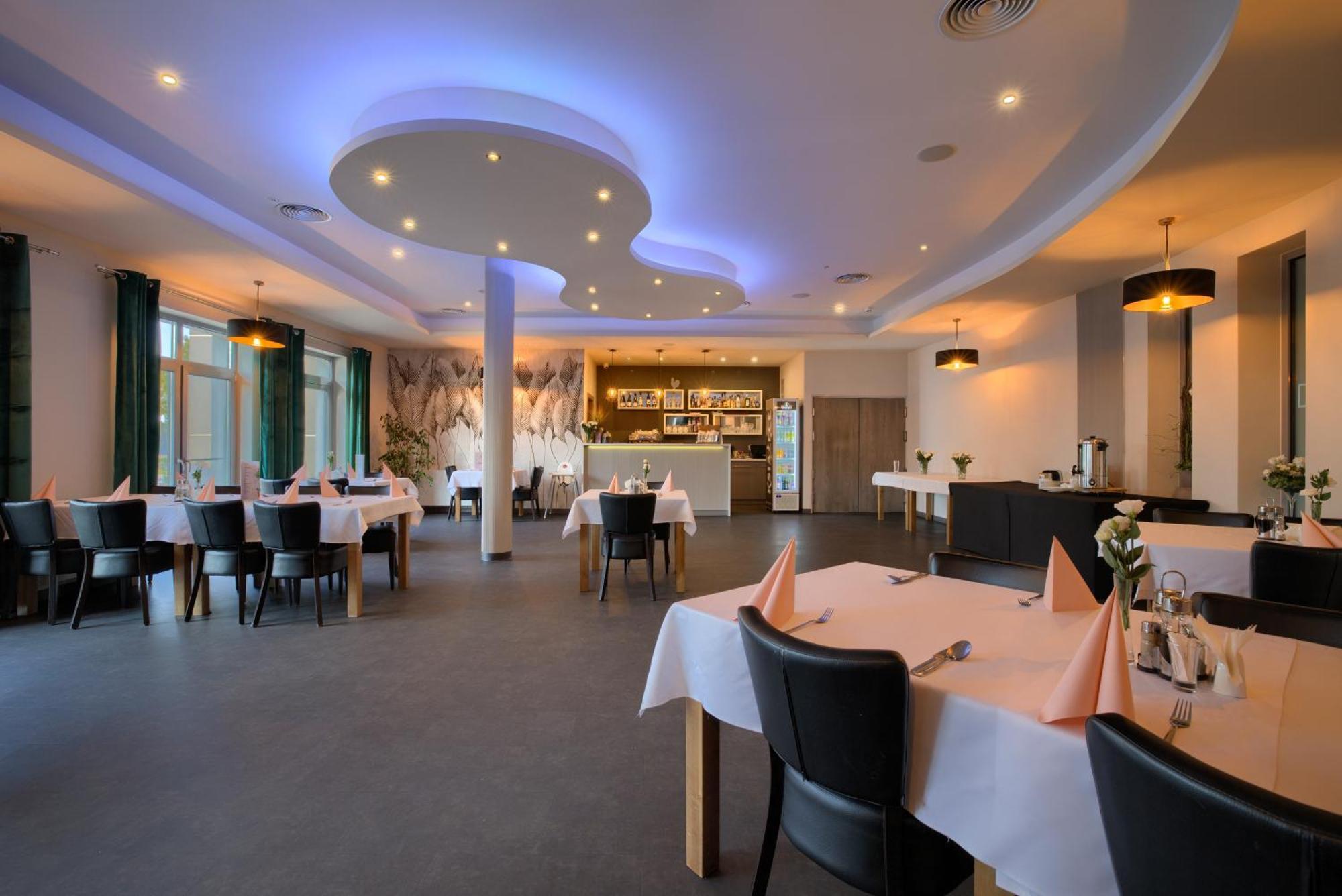 Nova Stodola Hotel Klomnice ภายนอก รูปภาพ