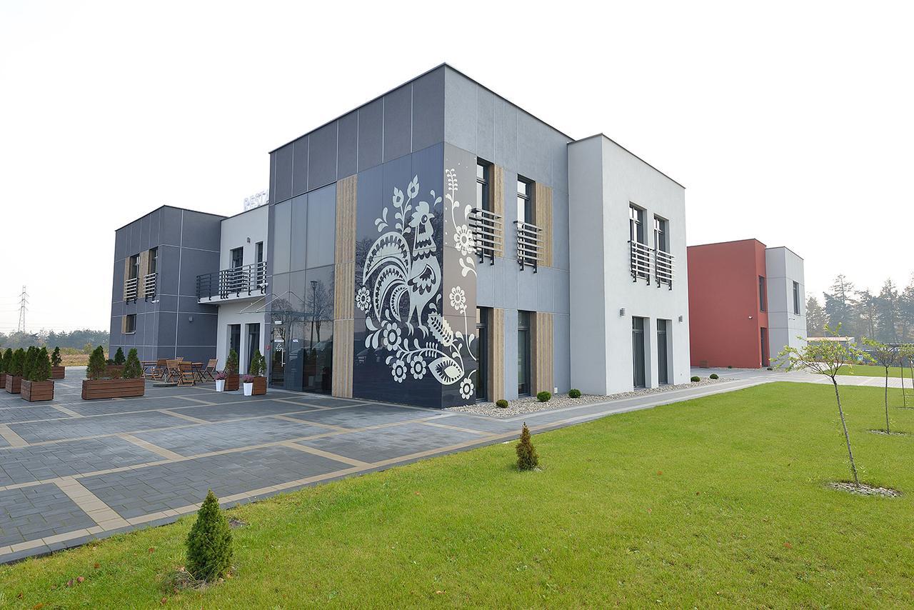 Nova Stodola Hotel Klomnice ภายนอก รูปภาพ