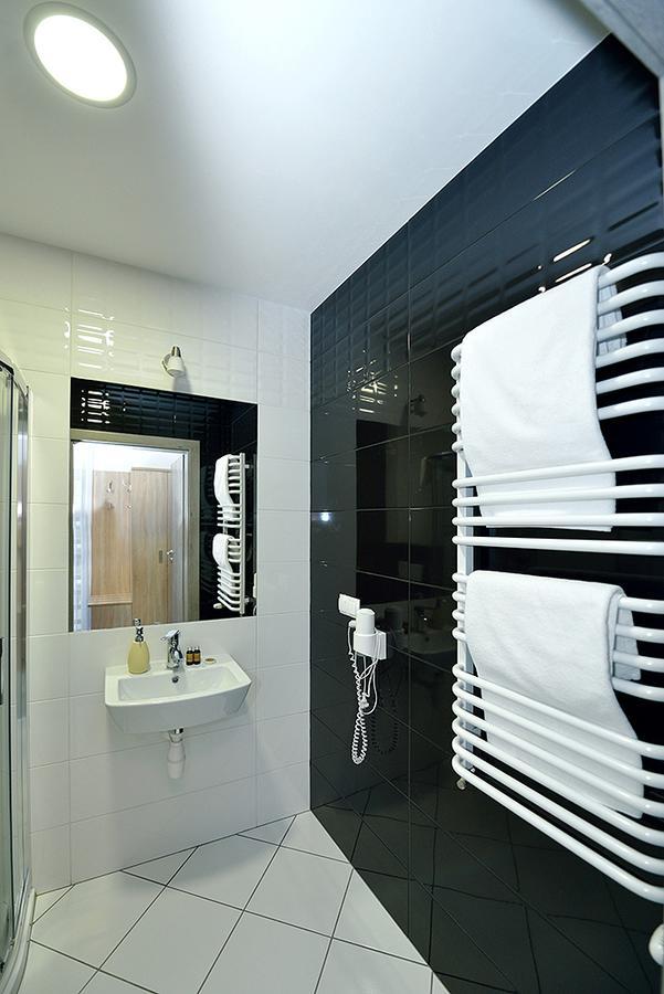 Nova Stodola Hotel Klomnice ภายนอก รูปภาพ