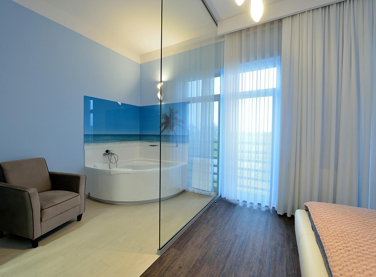 Nova Stodola Hotel Klomnice ภายนอก รูปภาพ