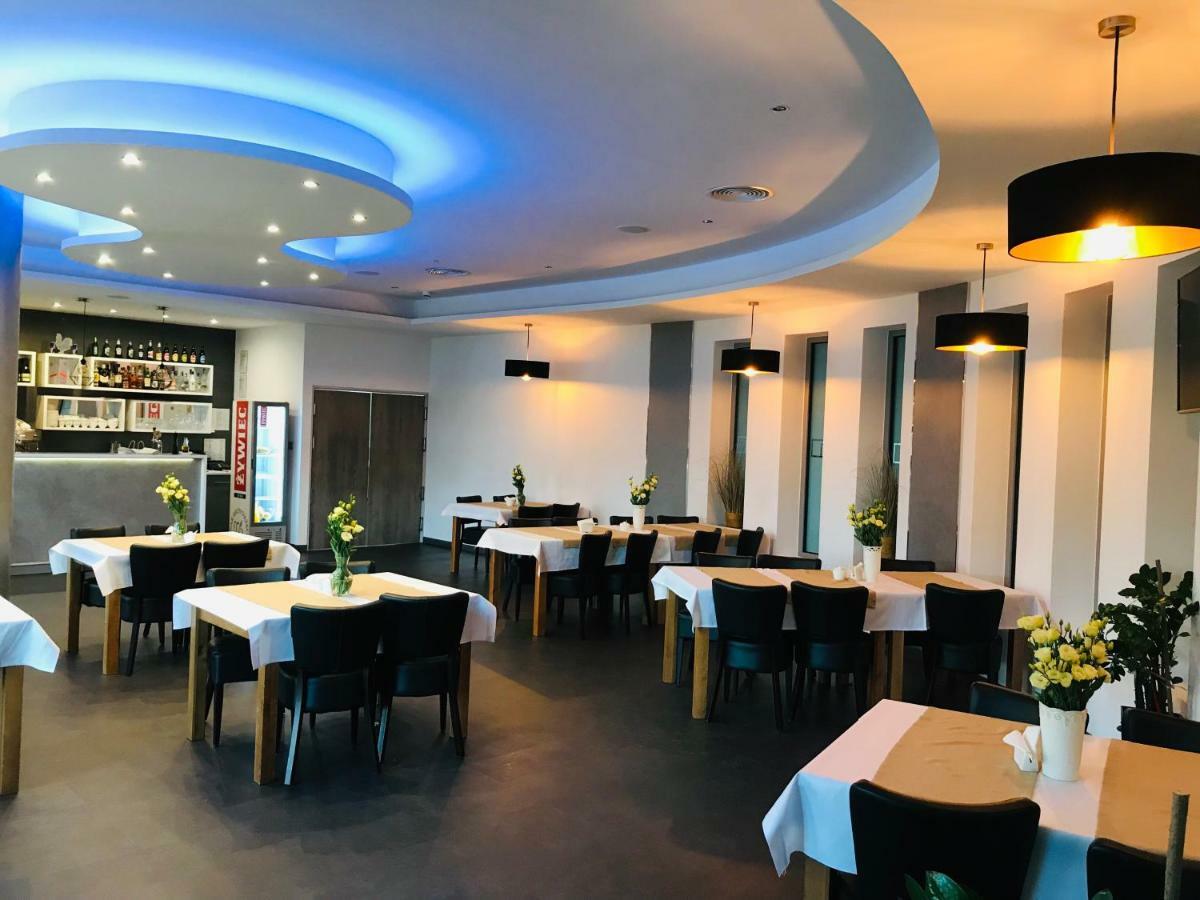 Nova Stodola Hotel Klomnice ภายนอก รูปภาพ